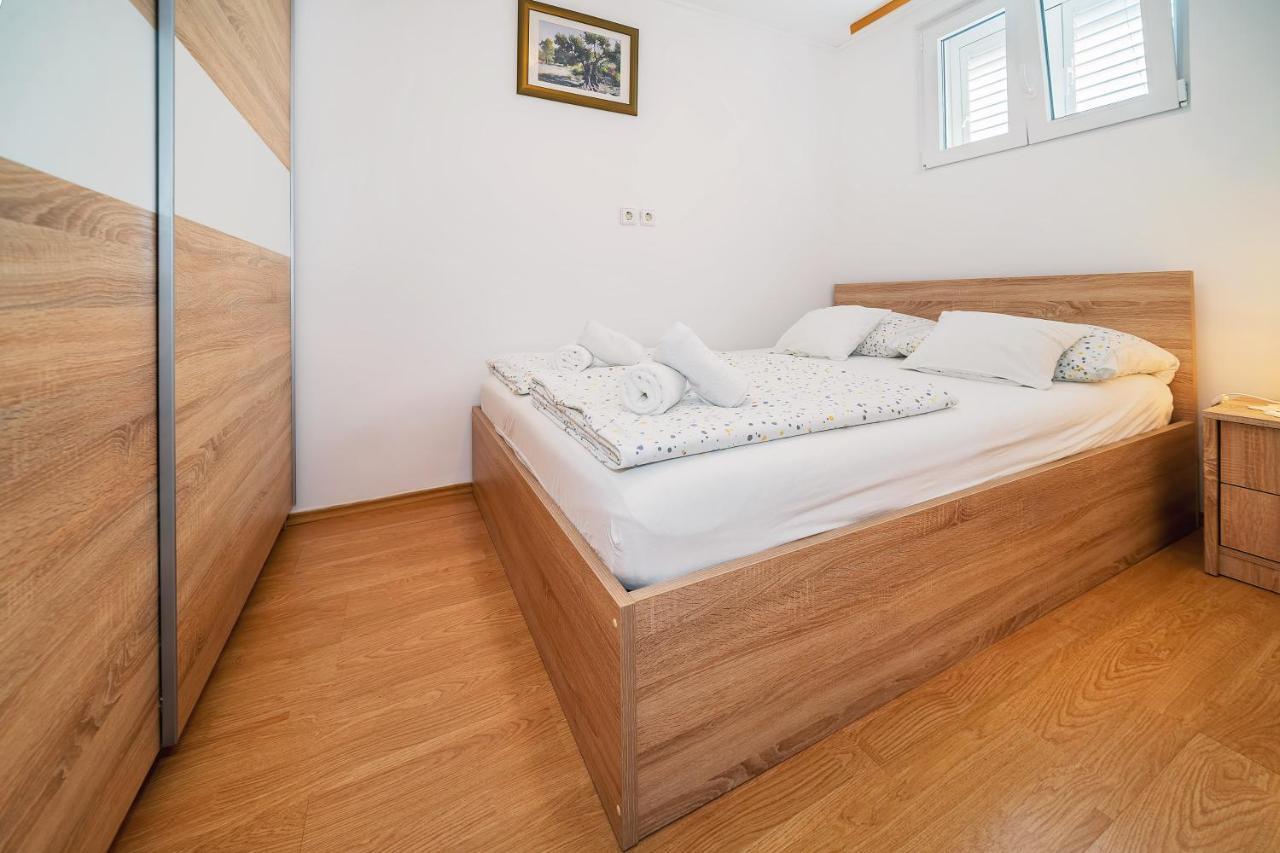 Ara-Bane Apartment Baska  Luaran gambar